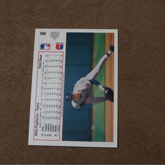 Mike Pagliarulo #709 Baseball Card - Picture 2 of 2